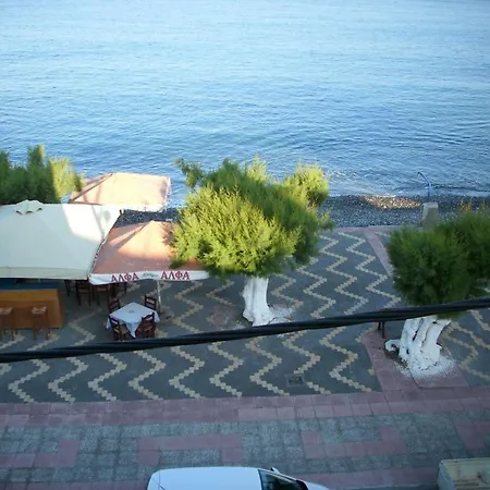 By Captains Studio Apartment
